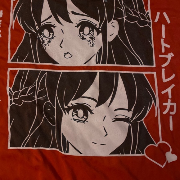 Red anime shirt (image slightly dyed from wash) - Picture 4 of 5